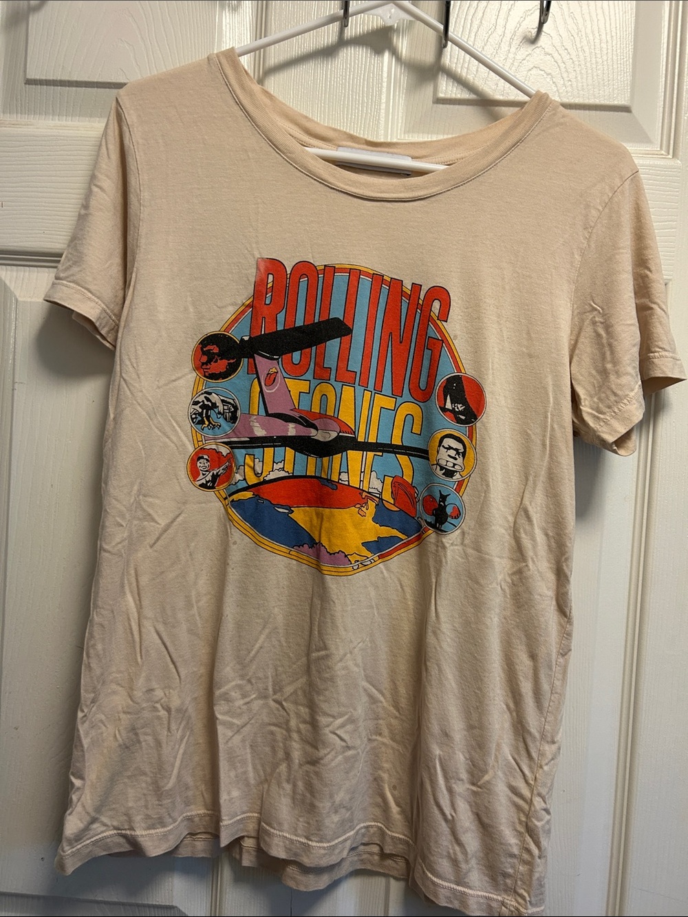 Daydreamer Light Beige Crewneck Graphic Tee
